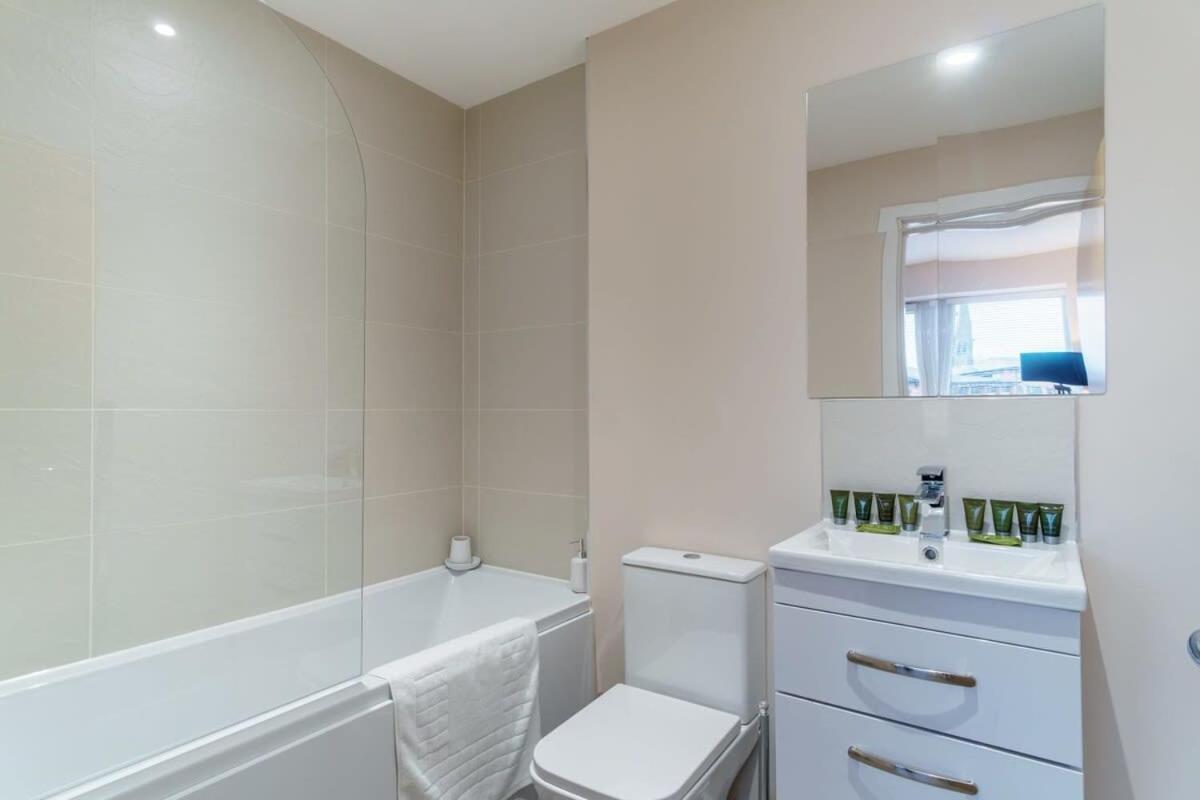Fantastic 1 Bed Flat Manchester - Sleeps 3 Extérieur photo