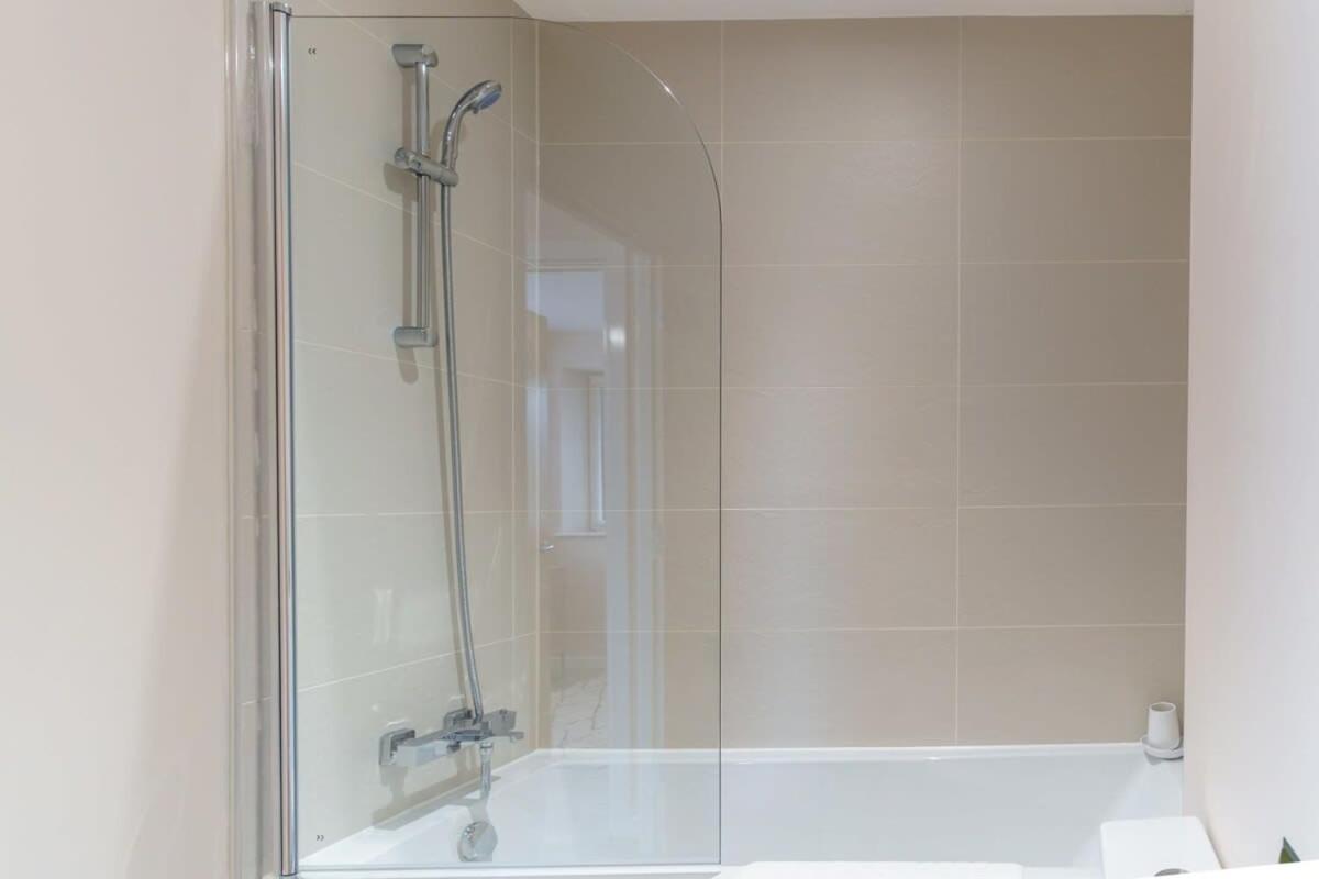 Fantastic 1 Bed Flat Manchester - Sleeps 3 Extérieur photo